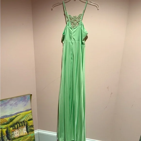 Gorgeous vintage 70s maxi dress - Picture 2 of 3